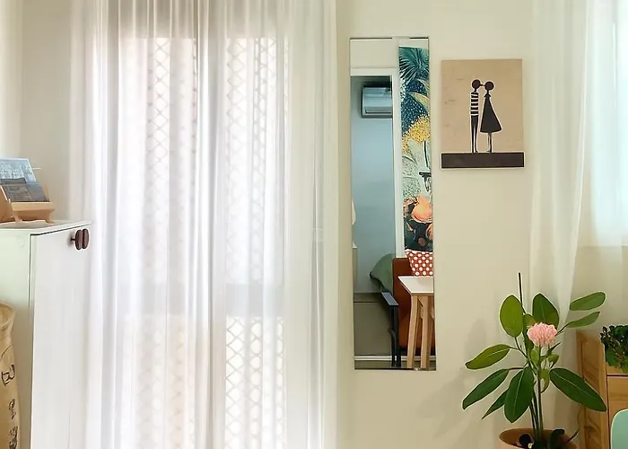 Guest house Airport Bus Direct, 5min To Hongdae,hapjeong,k-pop,gangnam,entire Seoul